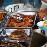 ครัวหลาล่าง (ร้านเปิดปกติ)