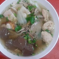 หน้าร้าน ชิมเพลินต้มเลือดหมู