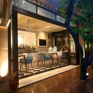 รมณีย์ ร้านอาหารท้องถิ่นภูเก็ต Romani Restaurant - Sukhumvit 8