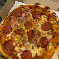 Pizza is love™ อ่อนนุช@ยูดีไลท์คอนโด