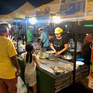 เรื่องหอยไว้ใจเรา สาขาFoodVilla food villa