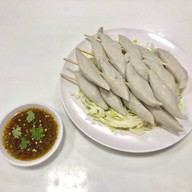 ข้าวแกงแม่รัตน์ ณ เอื้อ