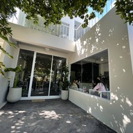 Cabinet Cafe & Studio หนองสิม