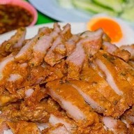 หมูทอดป้าตุ๊ก คลองสอง