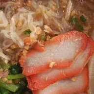 ชายสี่ บะหมี่เกี๊ยว (7-11 บุยายใบ)