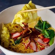 เมนูของร้าน โหน่ง ชะชะช่า บะหมี่เกี๊ยว ยโสธร