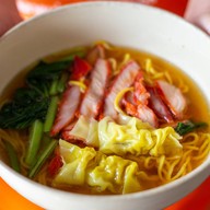 เมนูของร้าน โหน่ง ชะชะช่า บะหมี่เกี๊ยว ยโสธร