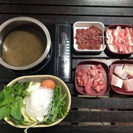 หมูจุ่ม ยำหัวมุม
