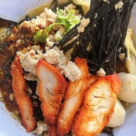โรงเตี๊ยมติ่มซำ ฮาลาล พนัสนิคม ชลบุรี