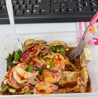 เมนูของร้าน หิวยำ จัดจ้าน ทาวน์อินทาวน์