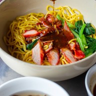 เมนูของร้าน โหน่ง ชะชะช่า บะหมี่เกี๊ยว ยโสธร