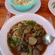 หลุมเงิน คาเฟ่