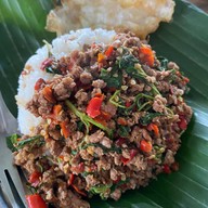 เมนูของร้าน ข้าวกระด้ง