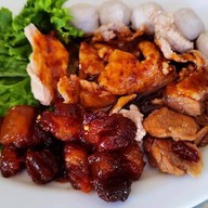 เมนูของร้าน เพ็ญพริกเผ็ด