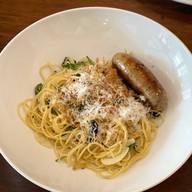 Schnitzel's Sukhumvit 36