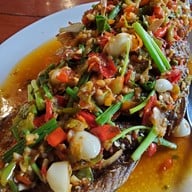 เมนูของร้าน ร่มไม้ชายคลอง