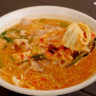 เมนูของร้าน ข้าวต้มปลาตราโด่งอาหารทะเลตามสั่ง