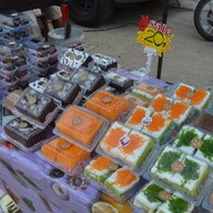 ตลาดนัดม่าหนิก