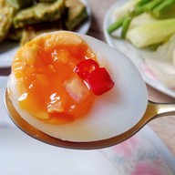 เมนูของร้าน ข้าวหมูทอด ตั้ง ตัว ฮะ เพชรเกษม77