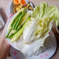 เมนูของร้าน ข้าวหมูทอด ตั้ง ตัว ฮะ เพชรเกษม77