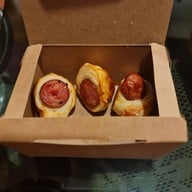 เมนูของร้าน Monster By Tong พร้อมพงษ์