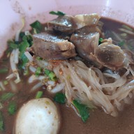 ก๋วยเตี๋ยวเรือ 2 ชั้น สาขา 5