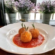 TOH R HAAN Bistro & Restaurant