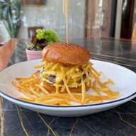 เมนูของร้าน Sweet Pista แวร์เฮาส์ 30