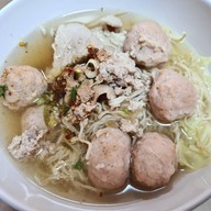 เมนูของร้าน หมูตั่วเฮีย โครงการสวนหลวงสแควร์