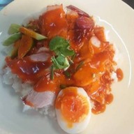 เจ๊บูณสุกี้หมูกระทะ & ข้าวหมูแดง หมูกรอบ