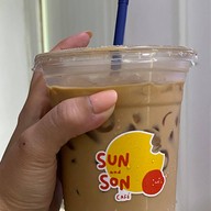 เมนูของร้าน Sun and Son Cafe พัฒนาการ