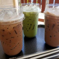 บ้าน..กาแฟสด..แยก 8