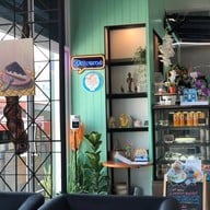 เฌอ คาเฟ่