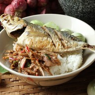 ส้มตำลักหยบแซ่บ ส้มตำลักหยบแซ่บ 1