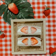 ข้าวไข่เจียว เริ่มต้น 25 บาท ( ตึก one-bearing 17)