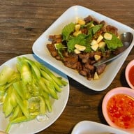 เมนูของร้าน สวนอาหารบ้านลุงคอง