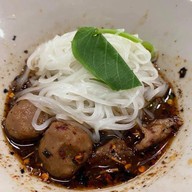 เมนูของร้าน ป.ประทีป ก๋วยเตี๋ยวเรือรสเด็ด พิษณุโลก สาขาพิษณุโลก