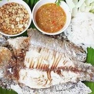 ป้าเนาเมี่ยงปลาเผา