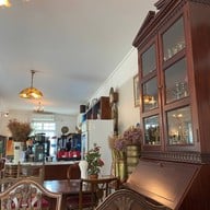 The Little House Cafe and Restaurant