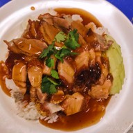 บะหมี่เป็ดย่าง ข้าวหมูแดง บางจาก สาขาตลาดบางจาก สุขุมวิทซอย 95