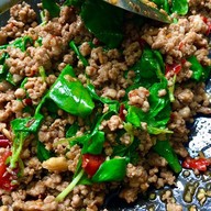 หน้าร้าน โคตรกะเพราอิ่มพุง