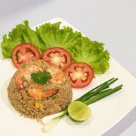 หน้าร้าน โคตรกะเพราอิ่มพุง