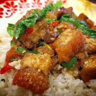 เมนูของร้าน เลียบด่วนกะเพราถาด อินดี้ กัลปพฤกษ์