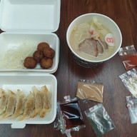 เมนูของร้าน Hachiban Ramen โลตัส พระราม 3