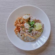 เตี๋ยวอากง สุวินทวงศ์