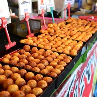 ทาโกะยากิ by ดาวนี่@สามโคก (หน้าเซเว่น)