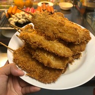 ข้าวแกงแม่รัตน์ ณ เอื้อ