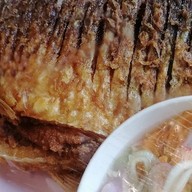 ร้านอาหารจันทร์เจ้า