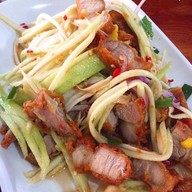 Little Yum 55 บาท ทุกเมนู แปดริ้ว