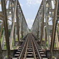 สะพานแคบนาสาร